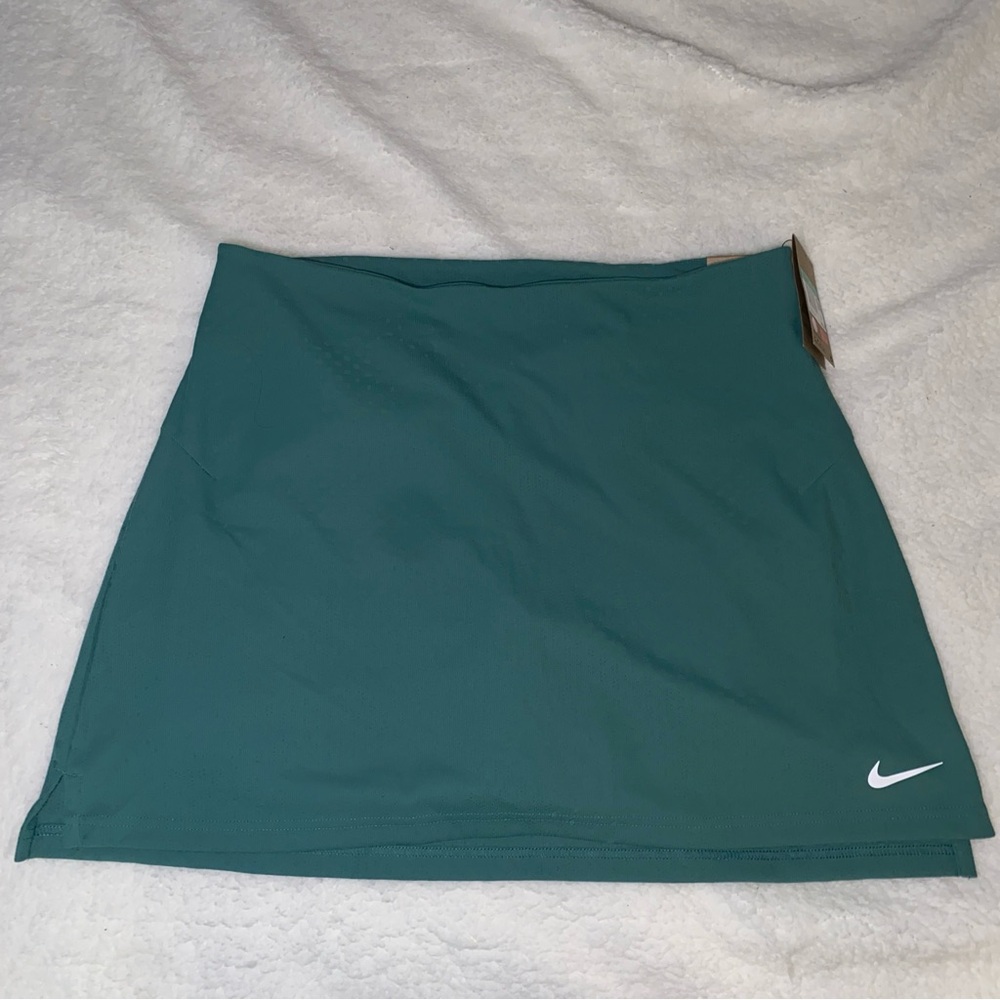 Nike Teal Golf Skorts